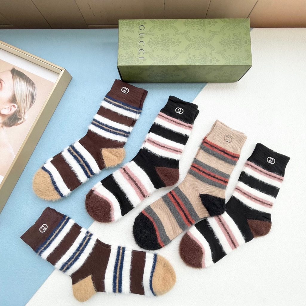 Gucci（グッチ） 偽物 セット包装【一箱五足】 Gucci古奇高バージョン~爆発がよく見られますgucci 靴下 激安通販
