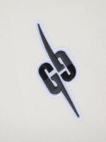 Gucci（グッチ） 芸能人 コピー 定番タイプ稲妻アルファベット刺繍スキッパー衿ポロシャツ