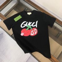 Gucci（グッチ） 2024春夏 コピー 最新ペアタイプチェリ ー半袖Tシャツ