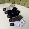 Gucci (グッチ) 入手困難 コピー 新作ミドル・ロングタイプの刺繍靴下