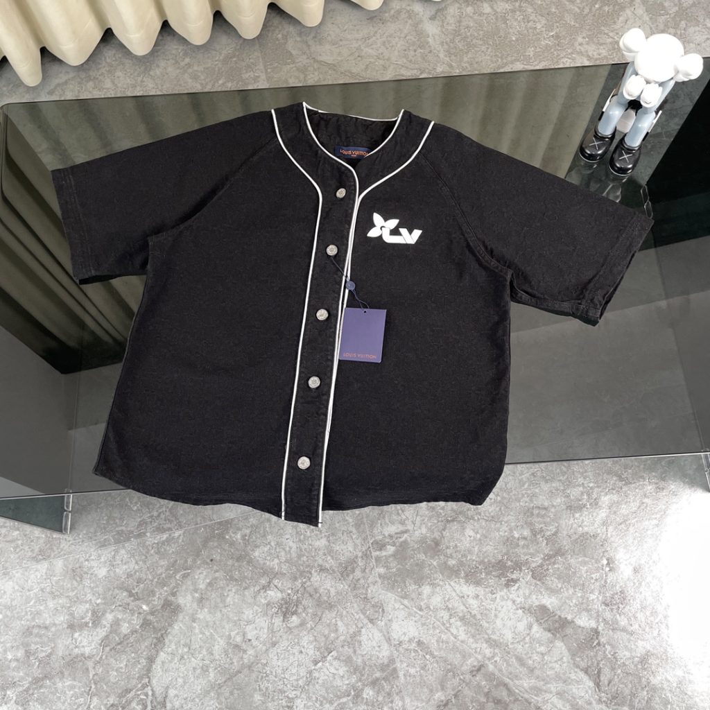 LOUIS VUITTON（ルイヴィトン） 激安販売 コピー ジャカードホワイトプリント半袖デニムシャツコート