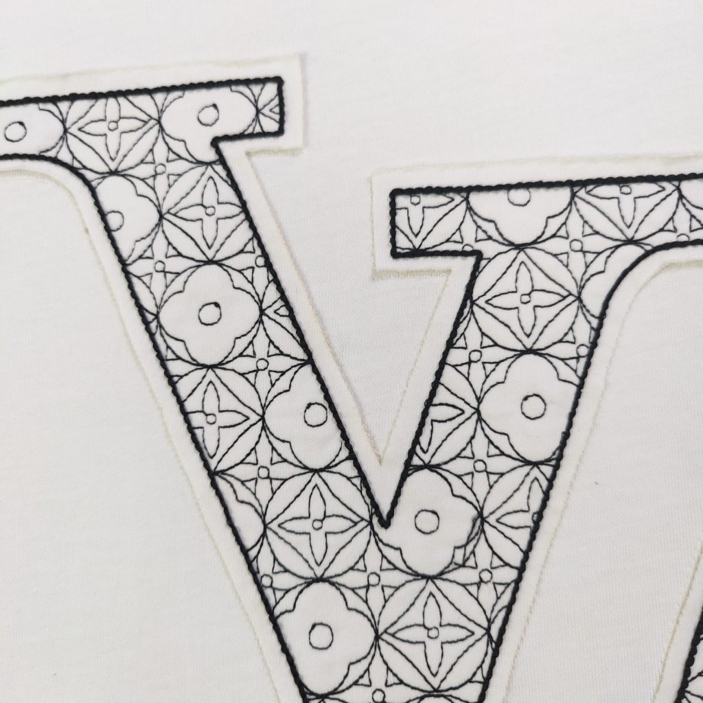 LOUIS VUITTON（ルイヴィトン）激安販売 コピーロゴ刺繍カジュアルカップル半袖