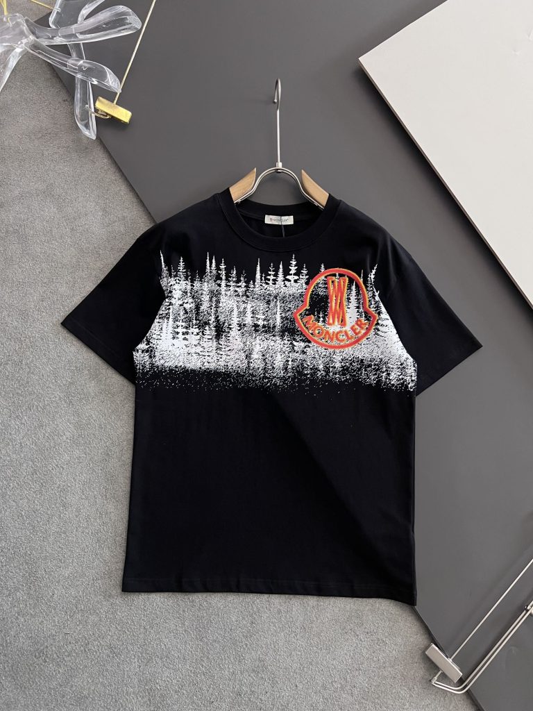 人気の新作モンクレールn級品 ファッション 刺繍半袖Tシャツ