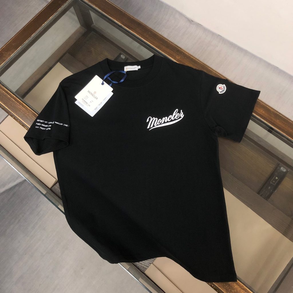 モンクレール 偽物 快適で通気性が良いアルファベットプリントカジュアルTシャツ
