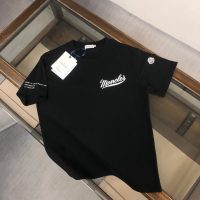 モンクレール 偽物 快適で通気性が良いアルファベットプリントカジュアルTシャツ