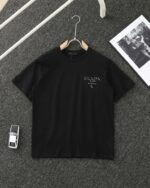 PRADA(プラダ) 激安販売 業界最高い品質 コピー メダリオン柄半袖Tシャツ