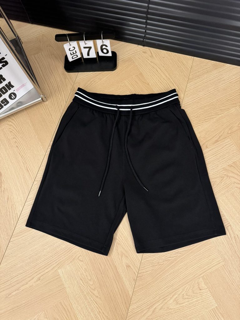 PRADA(プラダ) 業界最高い品質 コピー 夏シンプルスタイルカジュアルポケットショートパンツ