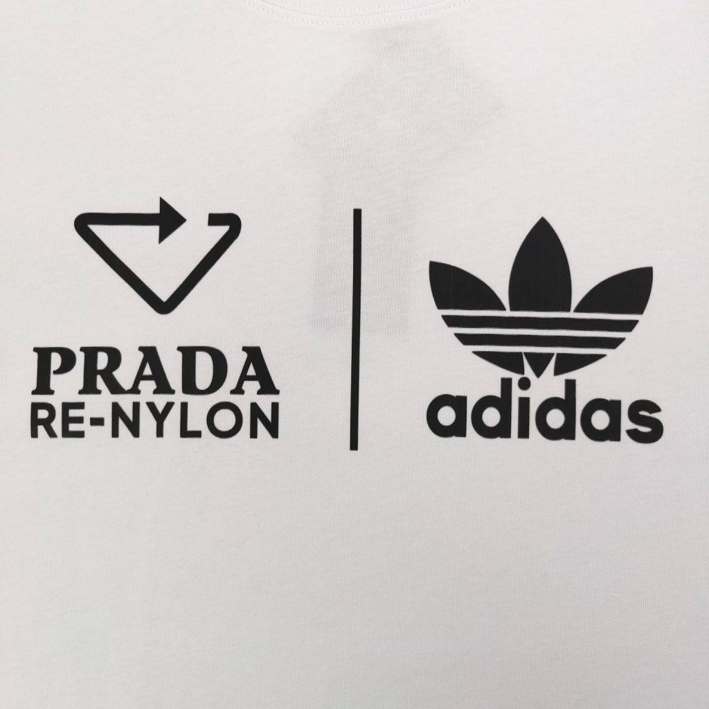 PRADA(プラダ) X アディダス コピー   クローバーロゴアルファベットプリントカジュアルTシャツ