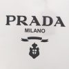 PRADA(プラダ) 入手困難 コピー 定番シンプルなアルファベット柄ロゴプリントカジュアルTシャツ