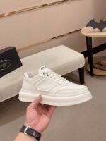 超お得 プラダ n級品 本革通気性の良いメッシュ厚底カジュアルスニーカー