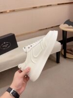 超お得 プラダ n級品 本革通気性の良いメッシュ厚底カジュアルスニーカー