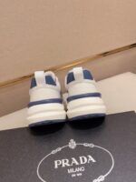 入手困難 プラダ n級品 人気バカ売れタイプ牛革通気性の良いメッシュ厚底カジュアルスニーカー