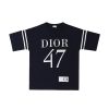 入手困難 ディオール スーパーコピー 1947ロゴプリントカジュアル半袖Tシャツ