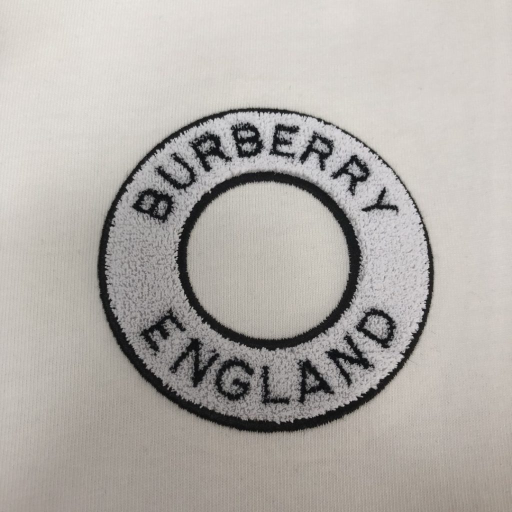バーバリー 偽物 入手困難 春夏定番タイプ刺繍カジュアル半袖Tシャツ