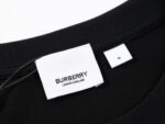 バーバリー 偽物 ファッション 高品質で柔らかくて快適なプリントlogoTシャツ
