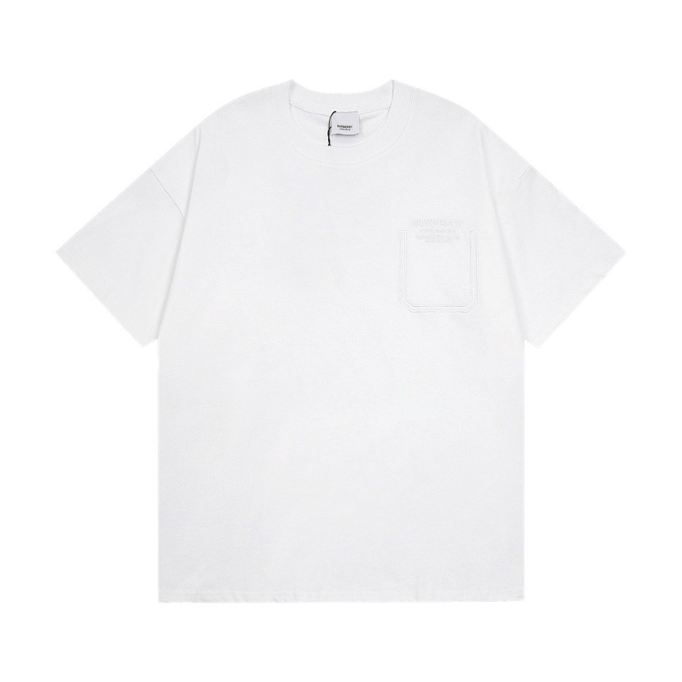 新作入荷格安 バーバリー スーパーコピー 優良サイト 口コミ ポケットプリント刺しゅう半袖Tシャツ