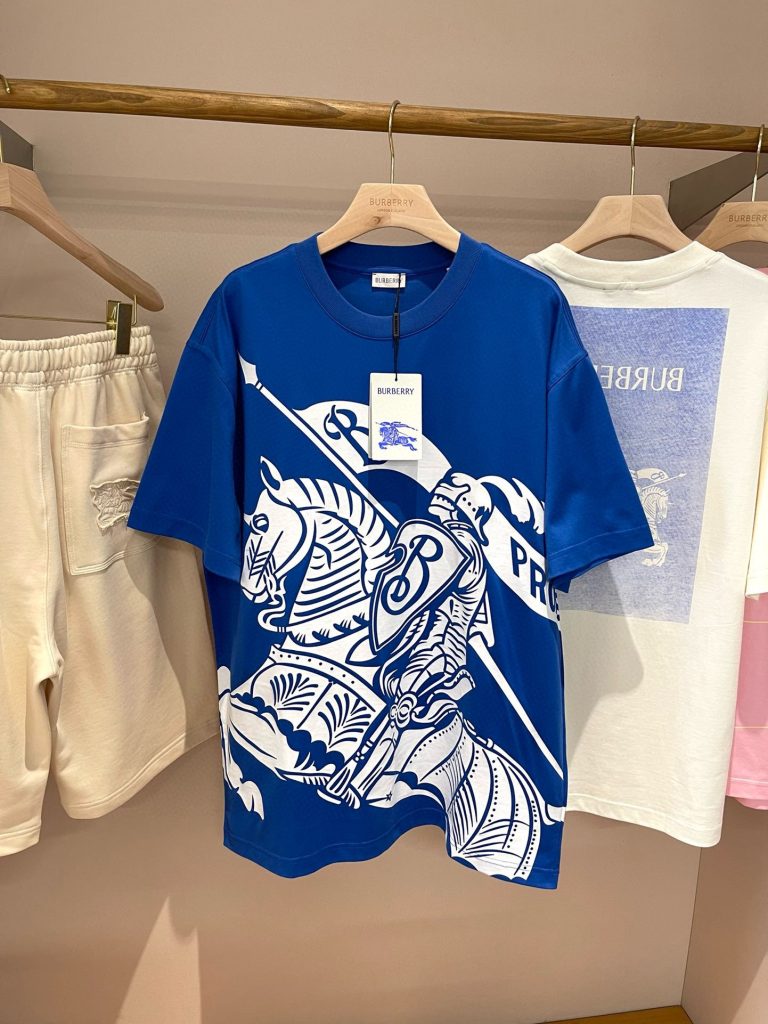 低価直輸入専門店 バーバリー アイキャッチ 騎兵プリント半袖Tシャツ