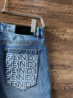 フェンディ n級品 入手困難 アルファベット刺繍ロゴカジュアルジーンズ