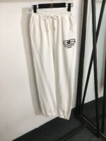 バレンシアガ 偽物 アルファベット刺繍フード付きスウェットパーカー