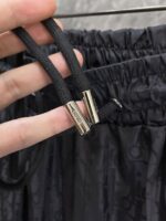 ディオール コピー アイキャッチ アルファベットプリント通気性が良いカジュアルショートパンツ