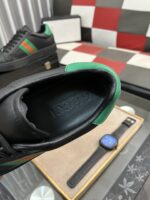 入手困難 触り心地のいい グッチ コピー 輸入牛革カジュアルスニーカー