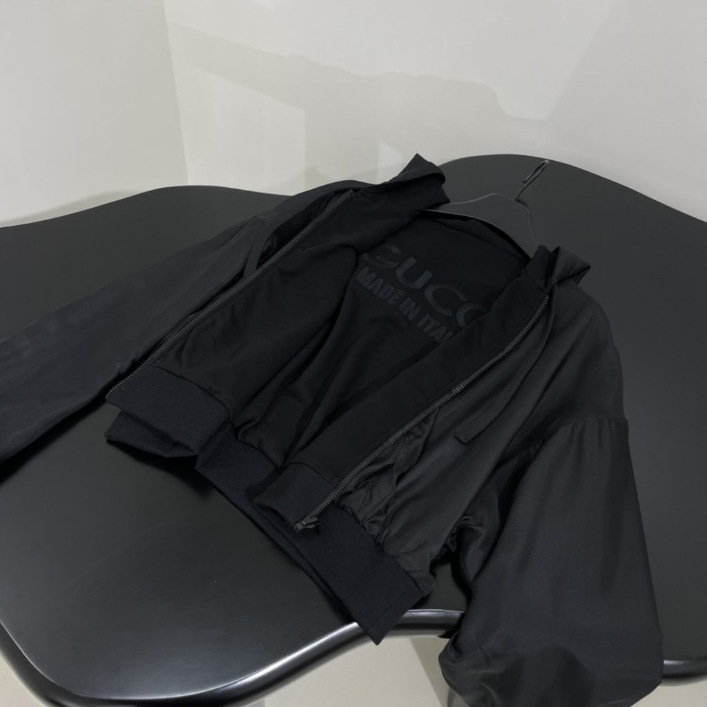 品質保証新作登場  グッチ コピー春夏新作日焼け止めパーカーコート