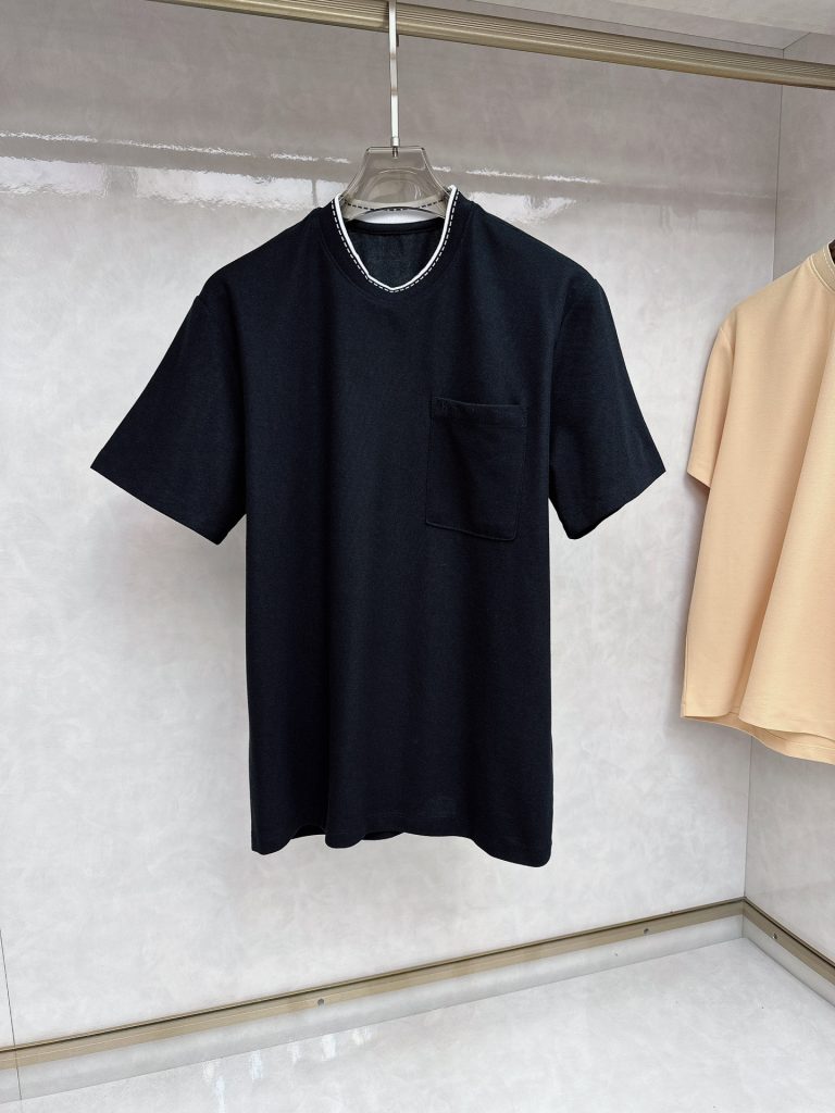 エルメス 偽物 芸能人 ロゴが気持ちいいやわらかポケット半袖Tシャツ 