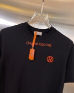 激安販売 入手困難 エルメス 偽物 ロゴプリントカジュアル半袖Tシャツ男女同タイプ