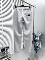 芸能人愛用 高級感あるモンクレール コピー カジュアルスポーツ長ズボン