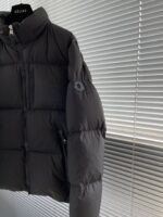 モンクレール ビジネスタイプ極寒保温ダウンジャケット