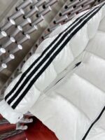 人気セール モンクレールスーパーコピー グースダウン 超柔らかいスタンドカラーダウンジャケット