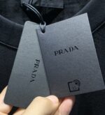 プラダ コピー 入手困難 ファッション 刺しゅうTシャツ