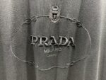 プラダ コピー 入手困難 ファッション 刺しゅうTシャツ