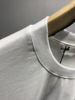 プラダ コピー 業界最高い品質 刺しゅうTシャツ