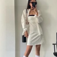 入手困難 人気の プラダ 偽物 綿100%快適通気 ミディアムソックス 靴下