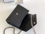 人気セール プラダ コピー 輸入 Saffiano レザーショルダーバッグ