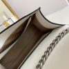 新作 入荷 格安 プラダ コピー 輸入 Saffiano レザーショルダーバッグ