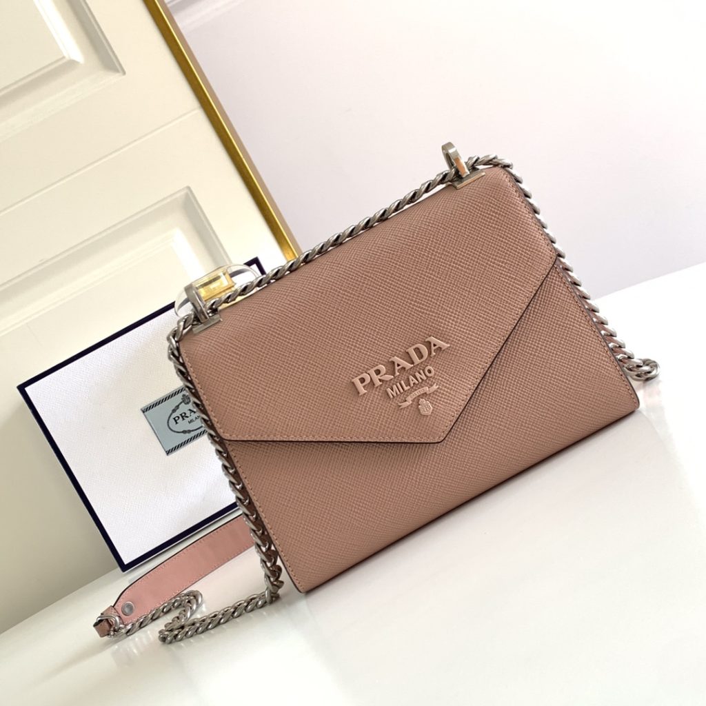 数量限定 爆買 プラダ コピー  輸入 Saffiano レザーショルダーバッグ