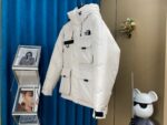 ザ・ノース・フェイス スーパーコピー 輸入グースダウン多ポケットダウンジャケット