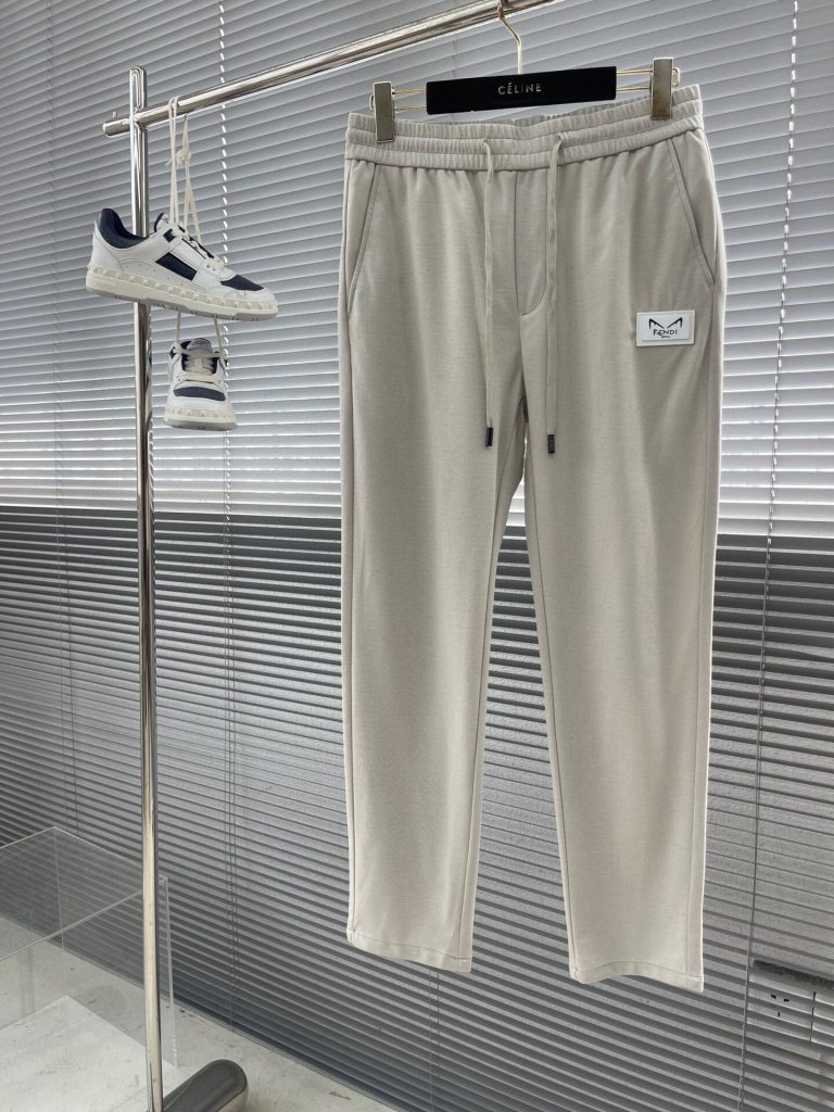 大特価！新商品! 入手困難 フェンディスーパーコピー 2024新作春夏メンズカジュアルパンツ