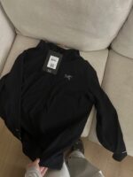 入手困難 アークテリクス 偽物 Squamis シリーズ日焼け止め薄手風ケーススキンスーツ