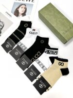 低価直輸入専門店 グッチ コピー 柔らかくて快適綿100%抗菌防臭吸汗ソックス