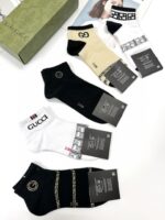 低価直輸入専門店 グッチ コピー 柔らかくて快適綿100%抗菌防臭吸汗ソックス