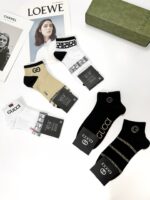 低価直輸入専門店 グッチ コピー 柔らかくて快適綿100%抗菌防臭吸汗ソックス