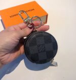 品質保証新作登場 ルイヴィトン n級品 チェック柄イヤホンケース