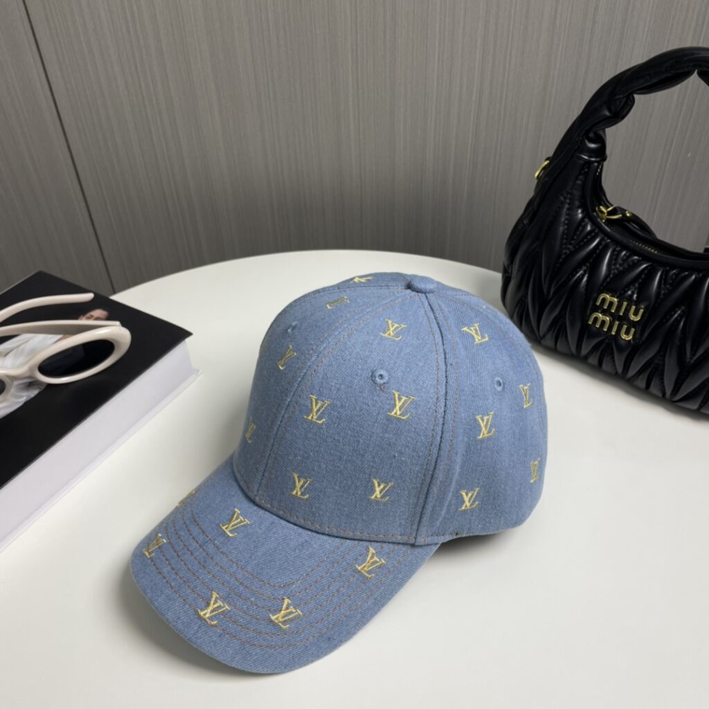 最安値人気 激安通販 ルイヴィトン  コピー 刺繍アルファベット  ベースボールキャップ 