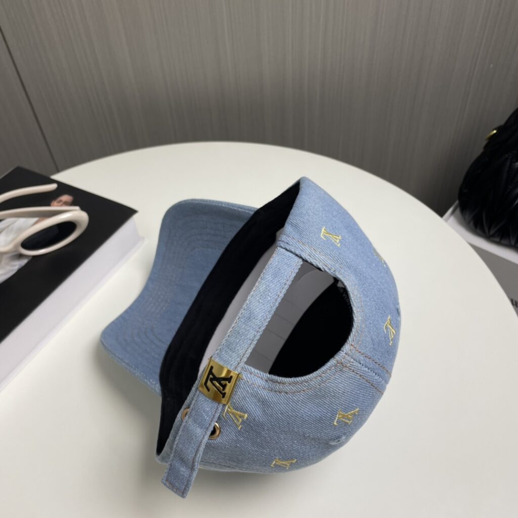 最安値人気 激安通販 ルイヴィトン  コピー 刺繍アルファベット  ベースボールキャップ 