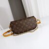 入手困難 ルイヴィトン n級品 WALLET ON CHAIN IVY ハンドグレバッグ