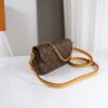 入手困難 ルイヴィトン n級品 WALLET ON CHAIN IVY ハンドグレバッグ