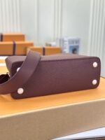 大活躍！存在感のある ルイヴィトン Capucines M81409 レッド ブラウンハンドバッグ